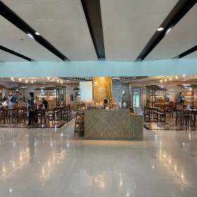 shop & dine