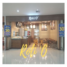 shop & dine